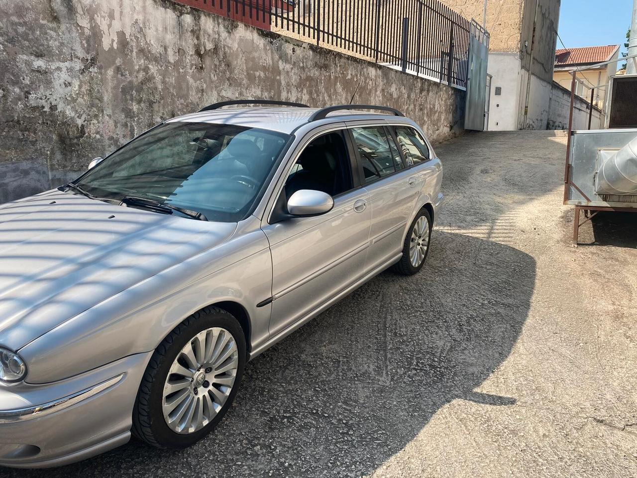 Jaguar X-Type 2.0cc diesel(PRIVATO)-2004