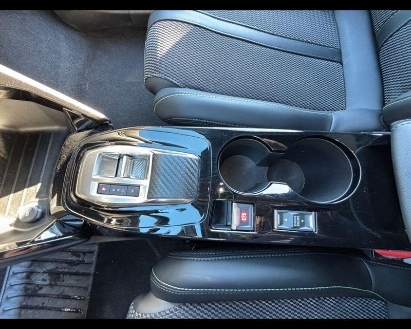 Peugeot 2008 2ª serie PureTech 130 S&S EAT8 GT