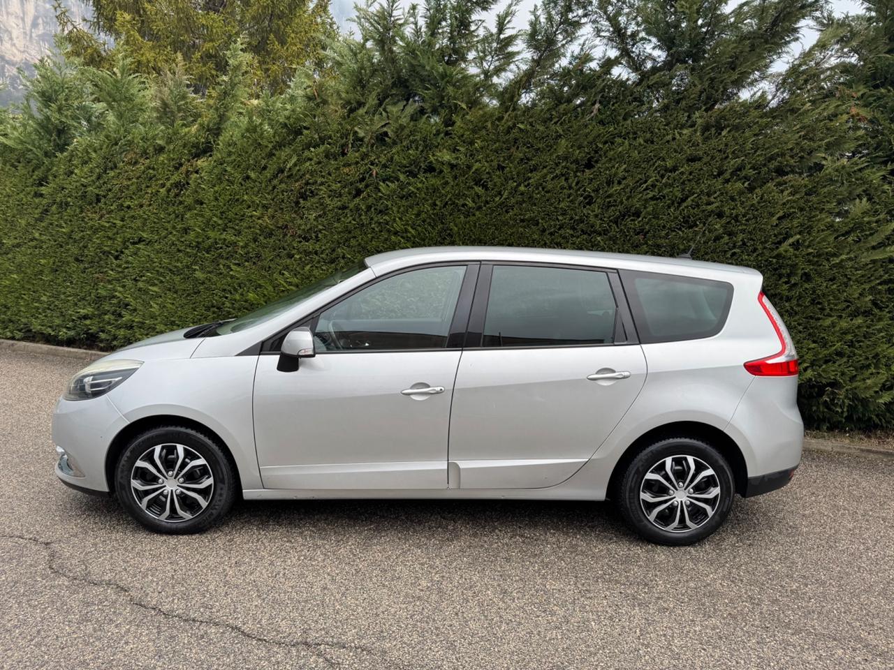 Renault Scenic 7 POSTI