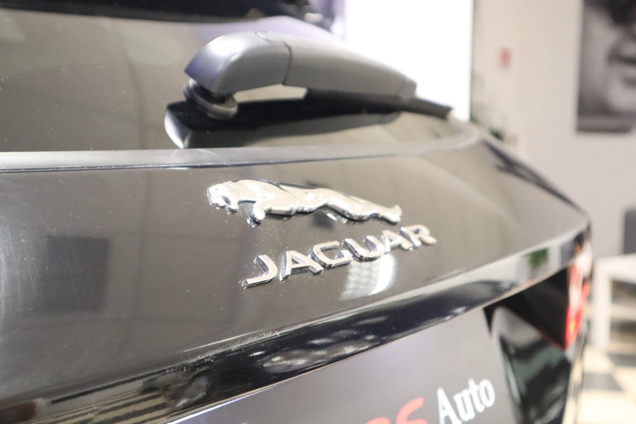 Jaguar E-Pace 2.0D 150 CV R-Dynamic