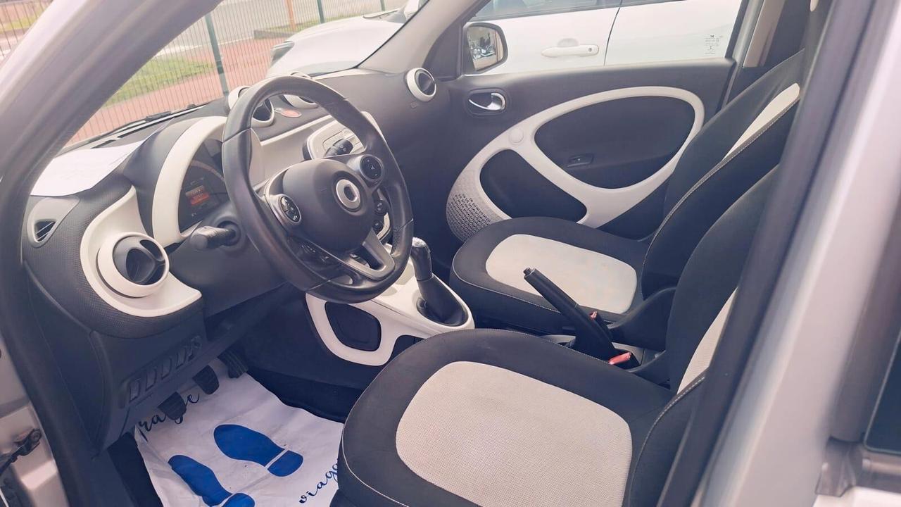 Smart ForFour 70 1.0 Youngster
