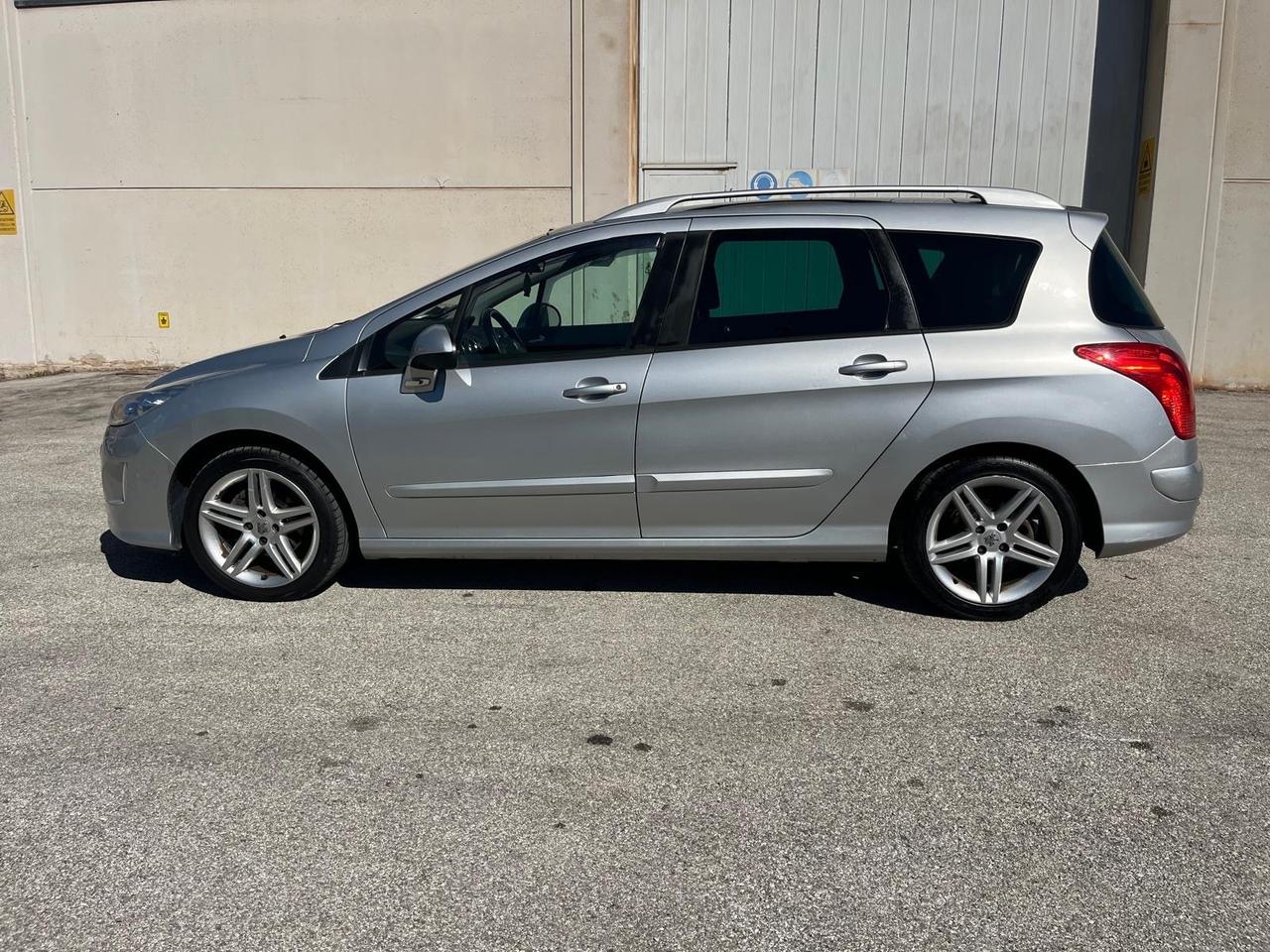 Peugeot 308 1.6 8V HDI SW CIEL SPORTIUM
