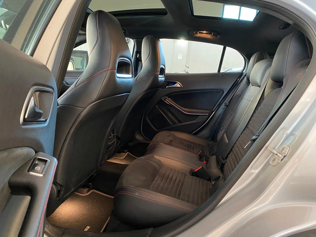 Mercedes-benz GLA200 d Automatic 4Matic Premium Amg