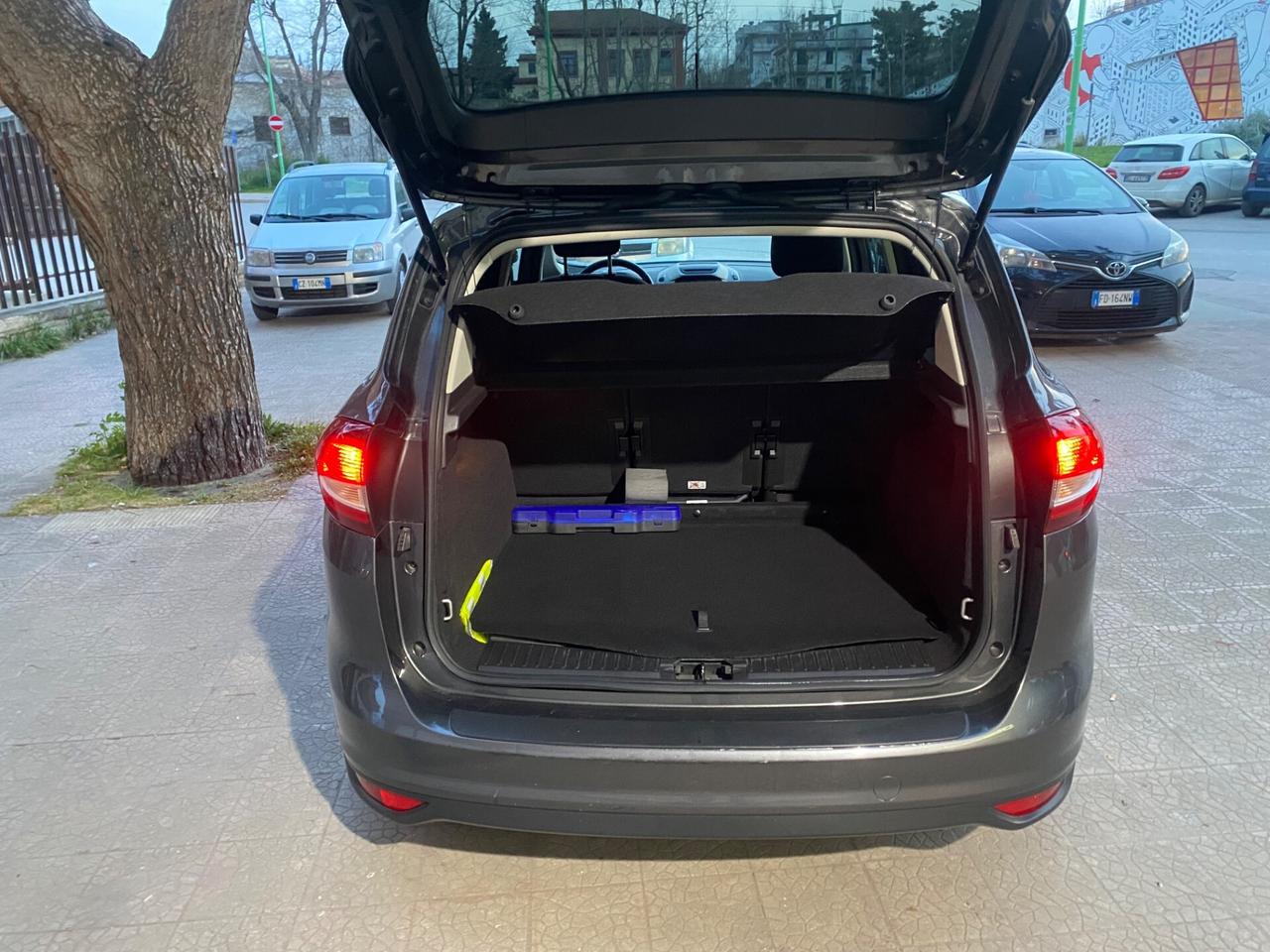 Ford C-Max 1.6 120CV GPL Titanium