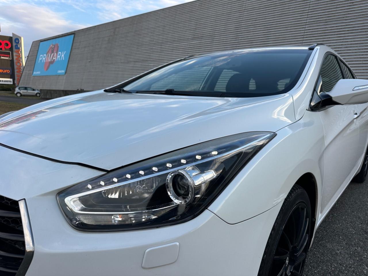 Hyundai i40 Wagon 1.6 CRDi DCT Business