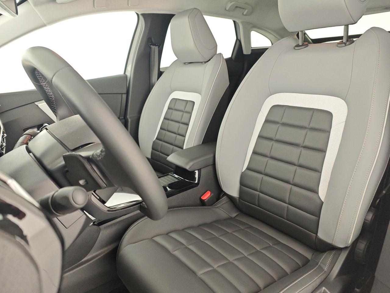 Citroen C4 Hybrid 136 e-DCS6 Max