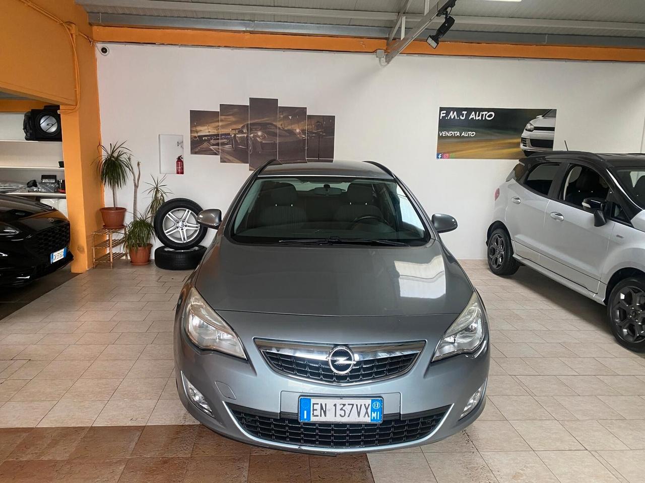 Opel Astra 1.4 Turbo 140CV Sports Tourer GPL Tech Cosmo