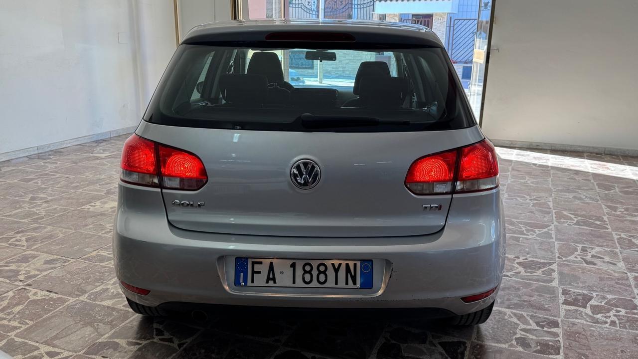 Volkswagen Golf 1.6 TDI DPF 5p. Highline