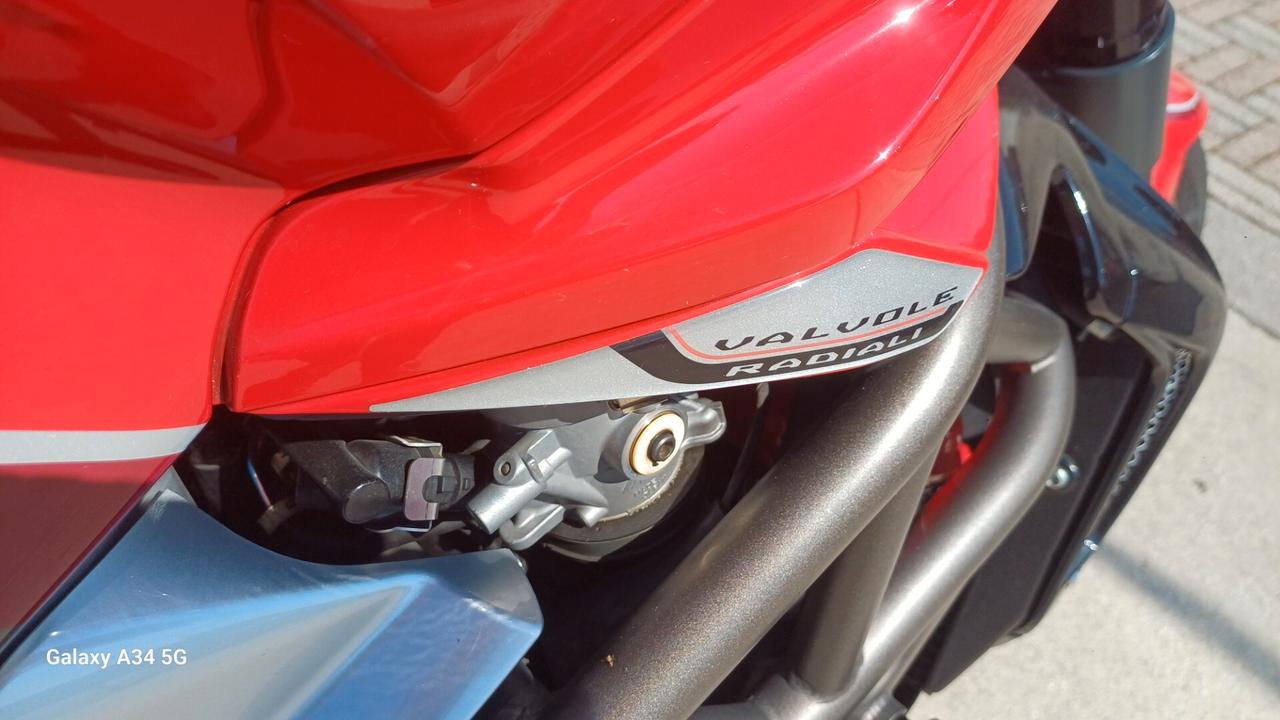 Mv Agusta Brutale 1090 RR permute