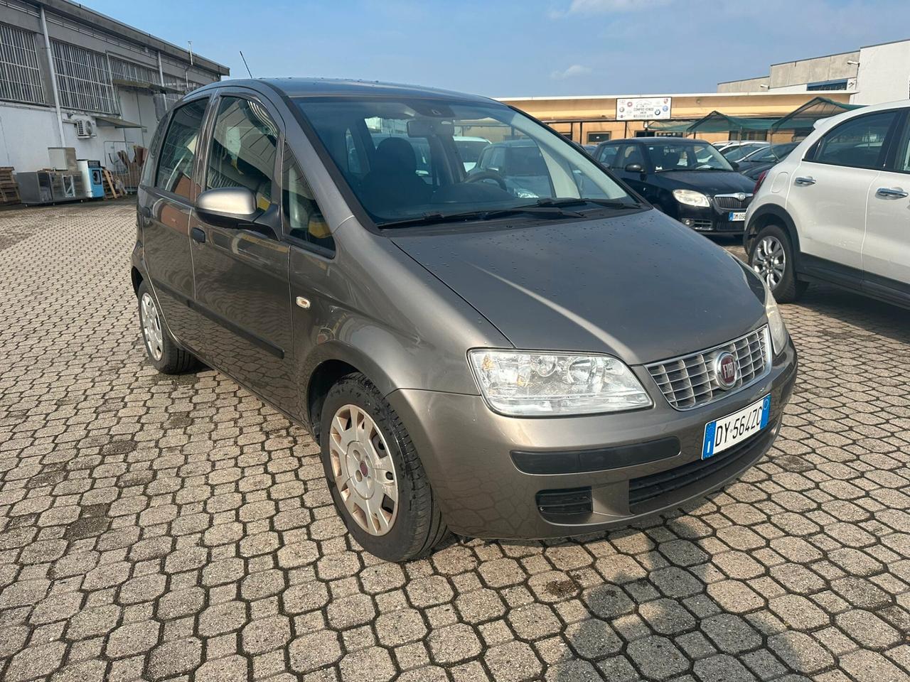 Fiat Idea 1.2 16V BlackLabel