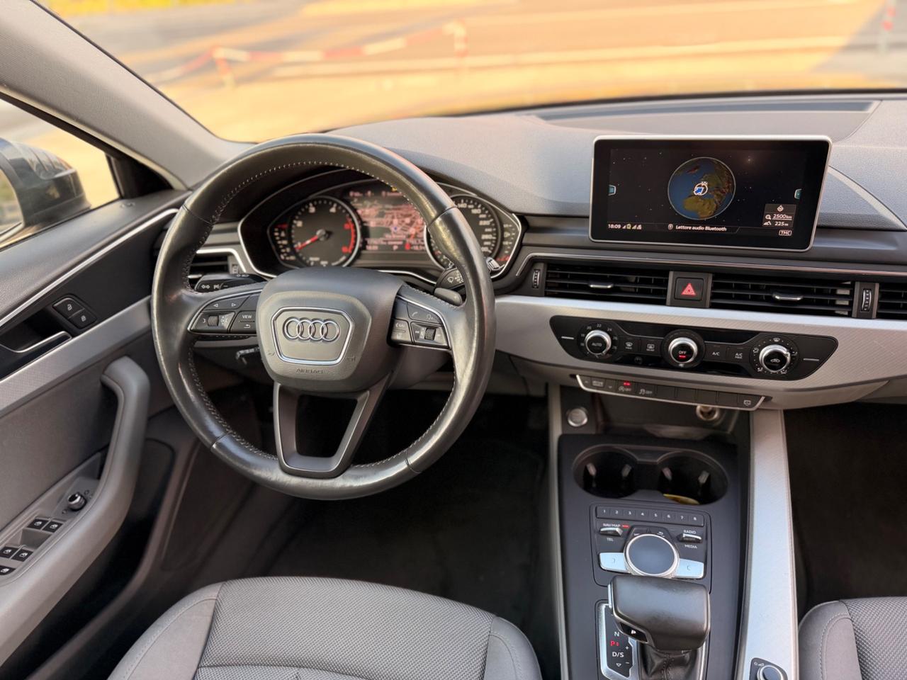 Audi A4 Avant 2.0 TDI 190 CV ultra S tronic Business Sport