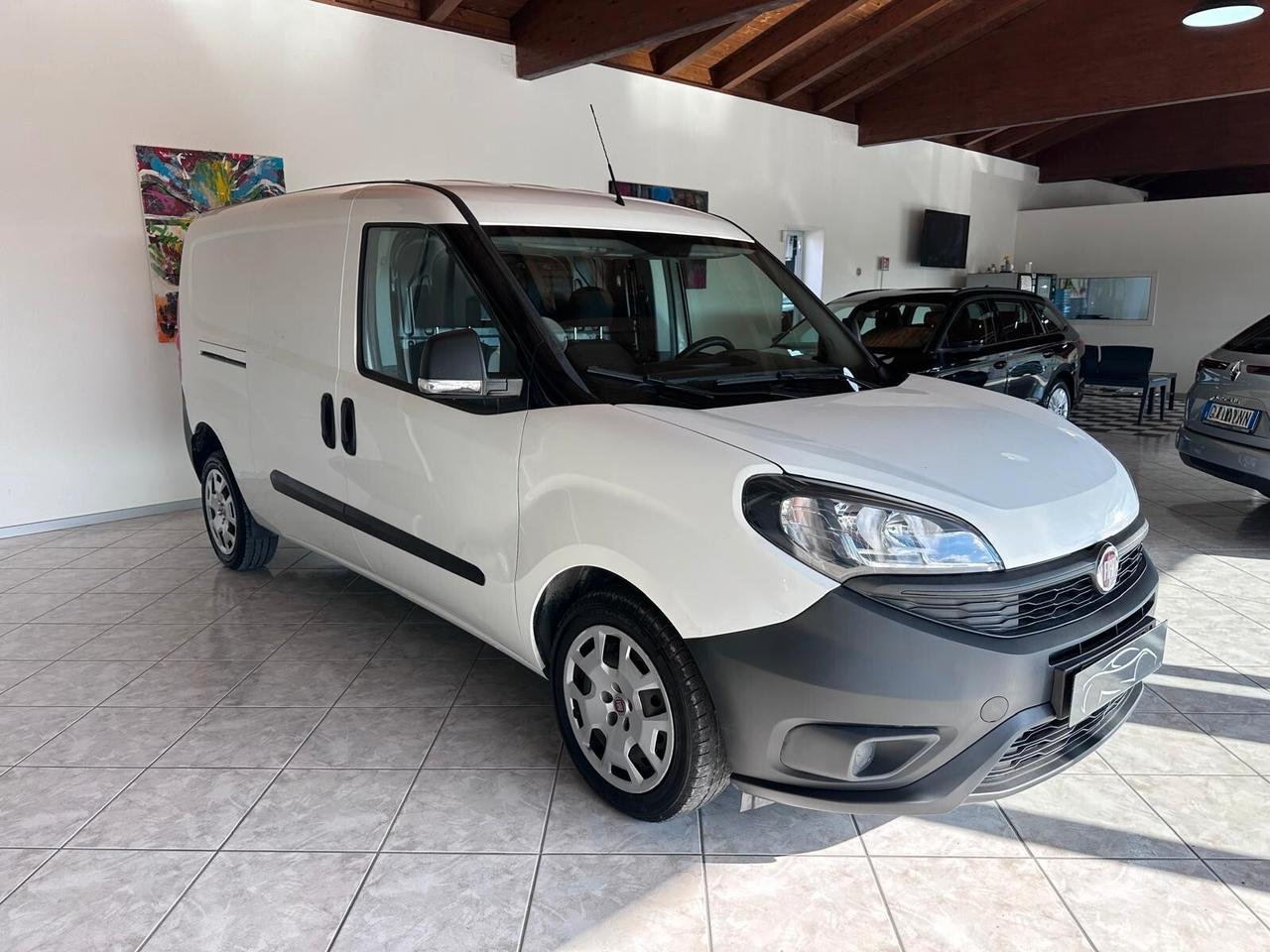 Fiat Doblo Doblò 1.6 MJT 105CV S&S PL-TN Cargo Maxi Lounge