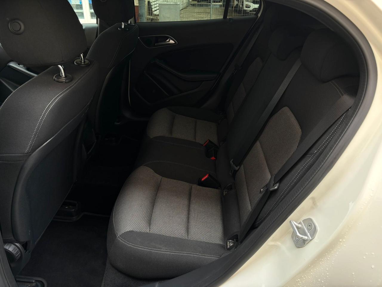 Mercedes-benz GLA 180 d Automatic - 2017