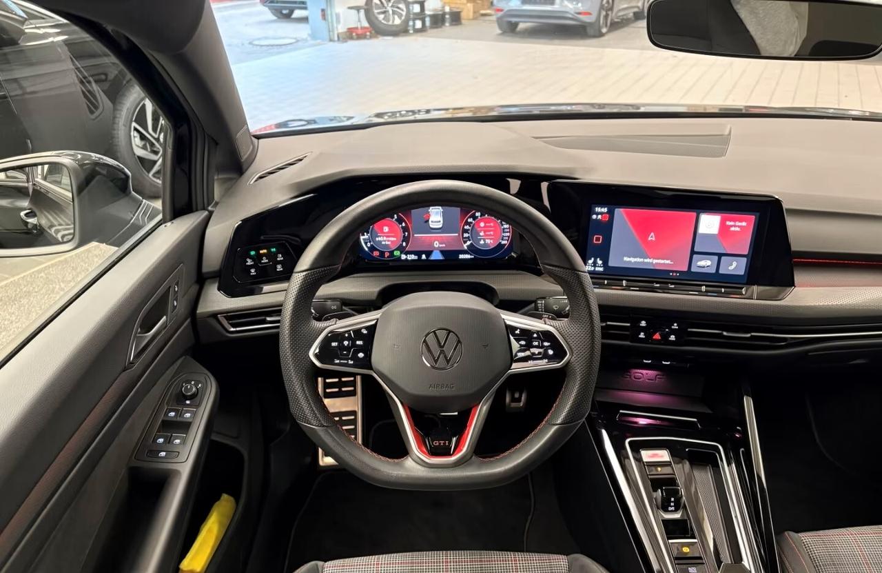 Volkswagen Golf GTI 2.0 TSI DSG led navi