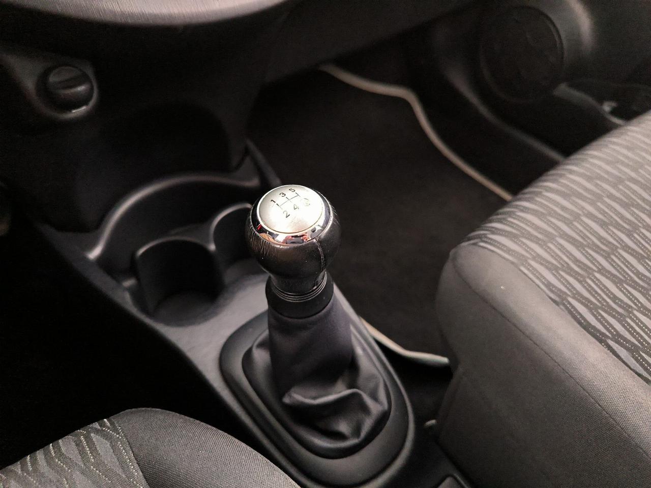 Toyota Yaris 5p 1.0 active