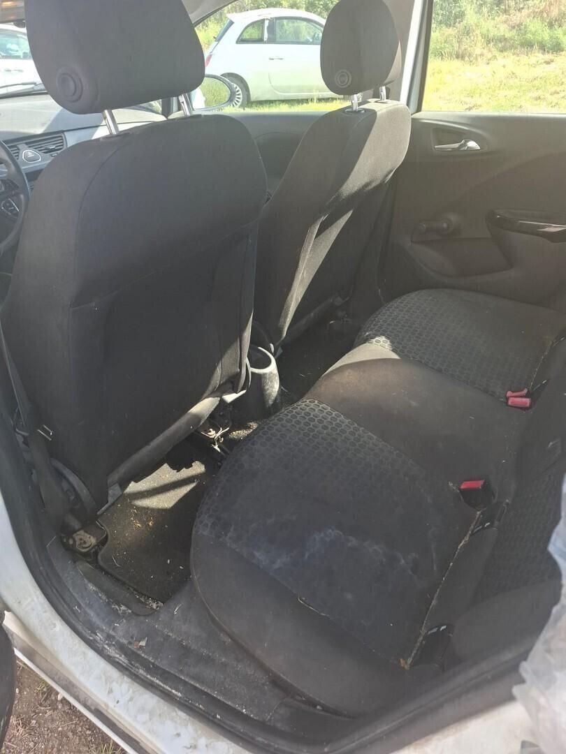 OPEL CORSA E CDTI COSMO INCIDENTATA MARCIANTE