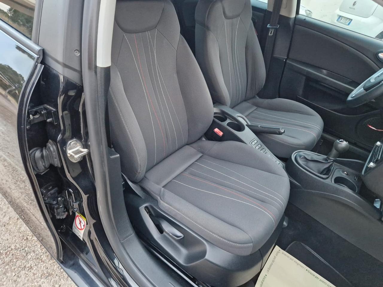 Seat Leon 1.6 TDI 105 cv