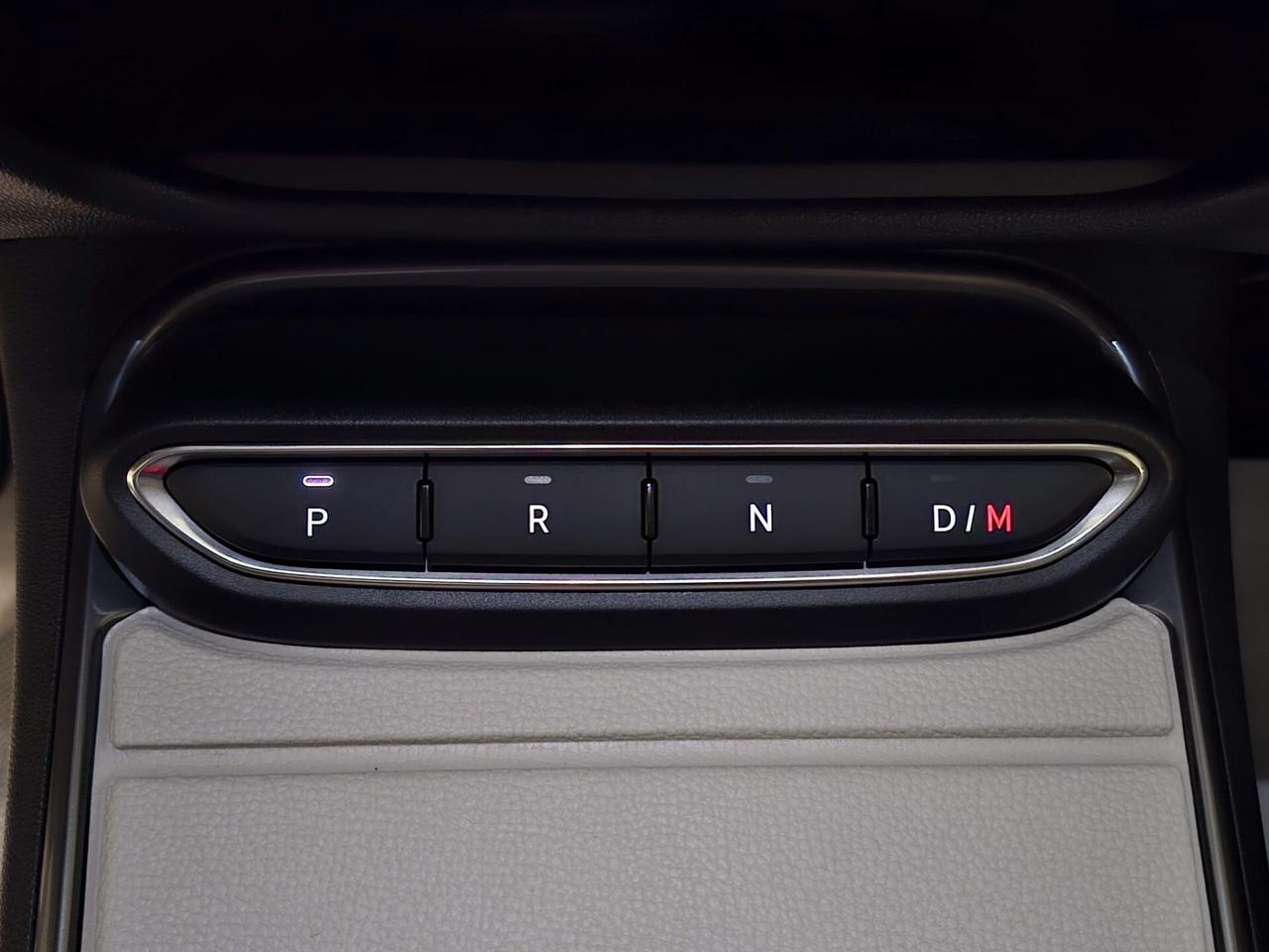 Fiat 600 1200 Turbo mhev Hybrid La Prima DCT Km.0