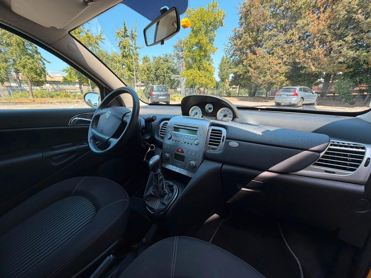 Lancia Ypsilon 1.2 Argento