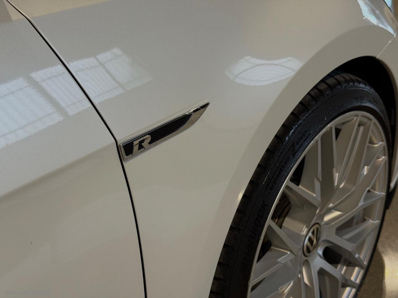 VOLKSWAGEN Golf R 2.0 TSI DSG 4MOTION 5p. BMT