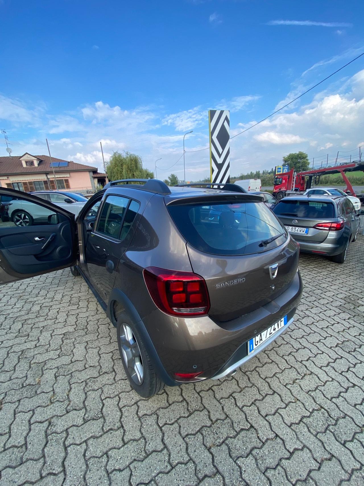 Dacia Sandero Stepway 1.5 Blue dCi 95CV 15th Anniversary