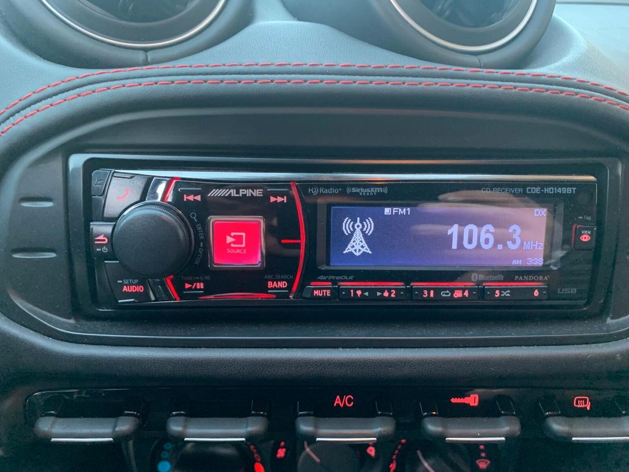 Alfa Romeo 4C 1750 TBi carbon