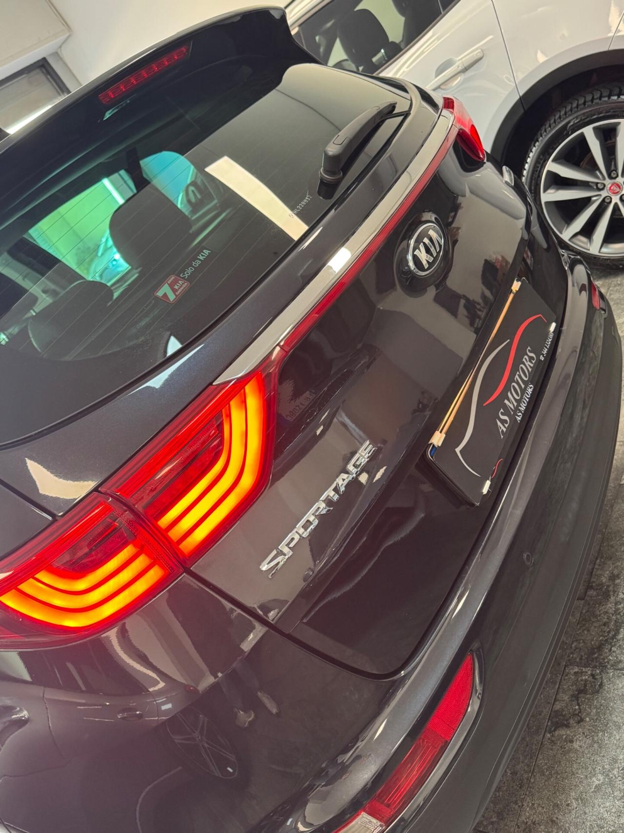 Kia Sportage 1.7 CRDI 141 CV TETTO APRIBILE