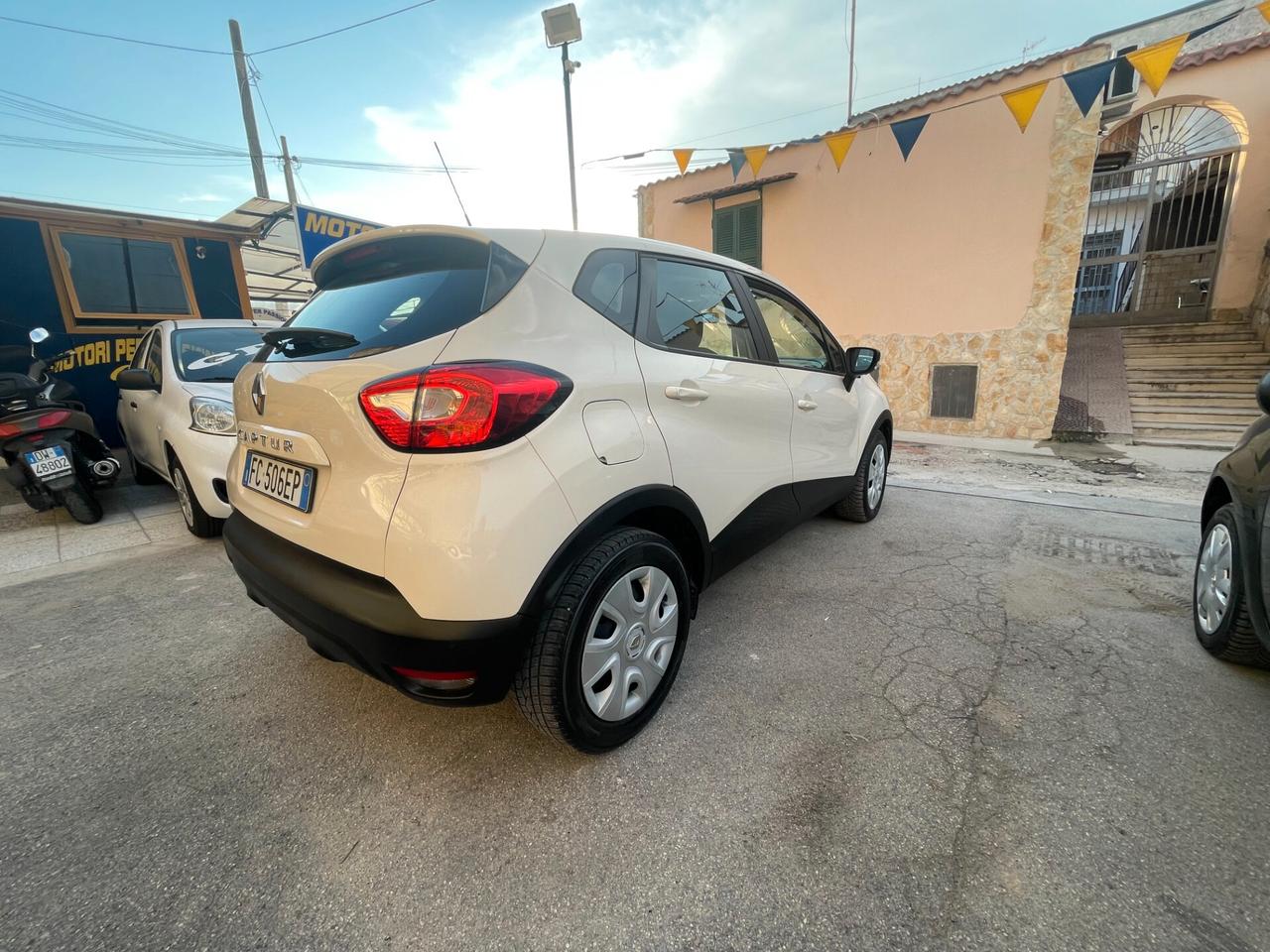 Renault Captur dCi 8V 90 CV EDC Start&Stop Energy Iconic