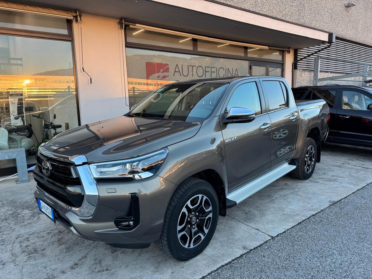 Toyota Hilux 2.4 D-4D 4WD 4 porte Double Cab Comfort