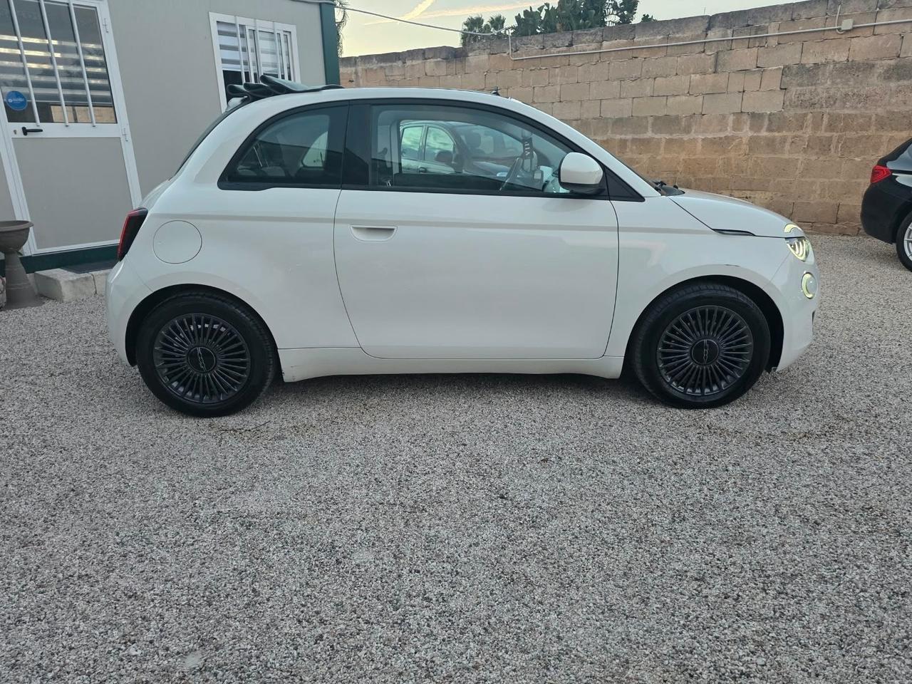Fiat 500 500e Cabrio 42 kWh Icon