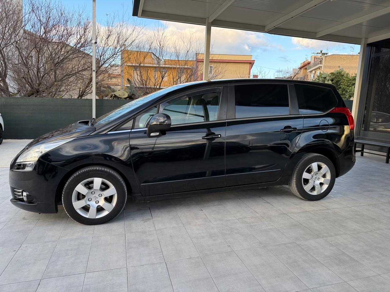 Peugeot 5008 1.6 HDi 112CV Premium