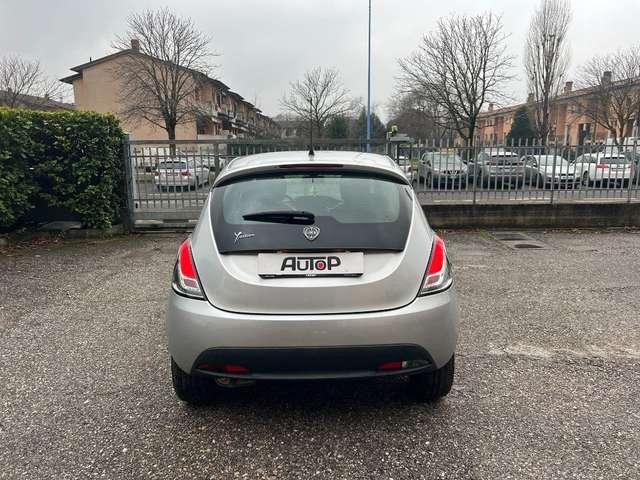 Lancia Ypsilon 1.2 69 CV 5 porte S&S Silver