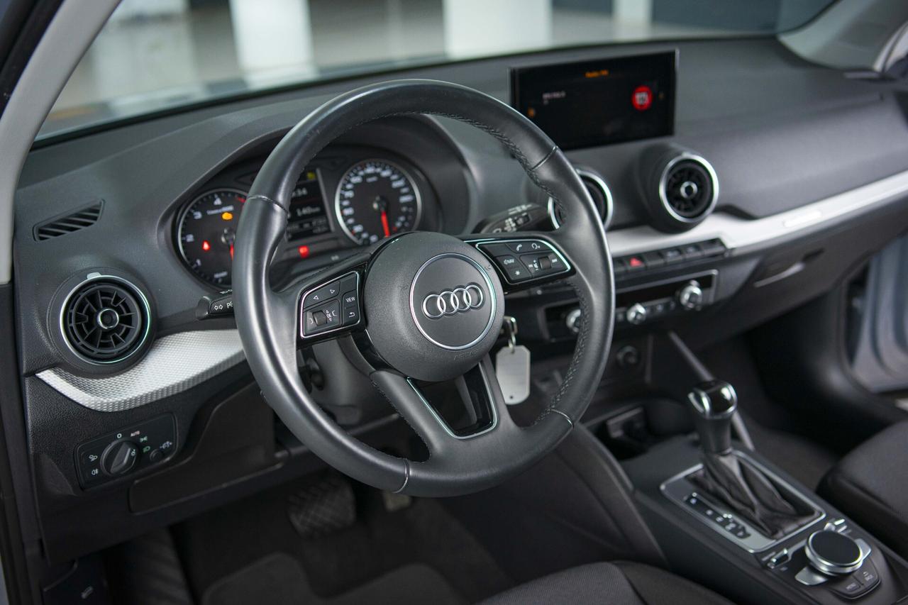 Audi Q2 35 TDI quattro S tronic Business