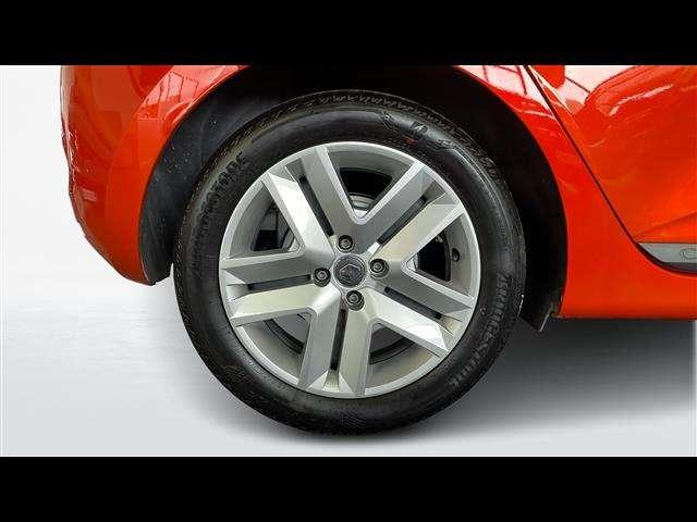 Renault Clio 1.6 E-Tech hybrid Zen 140cv auto my21