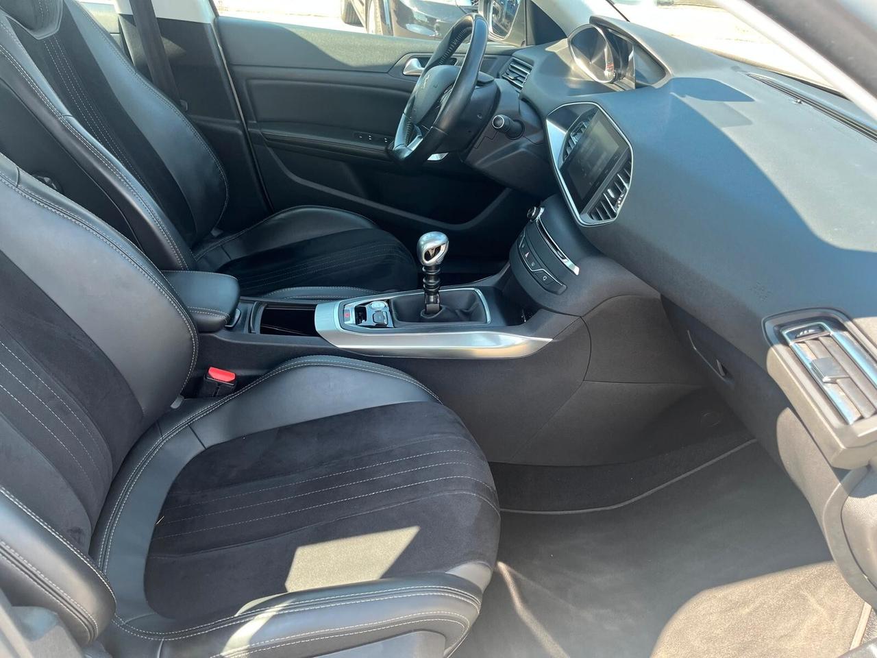 Peugeot 308 PureTech Turbo 130 S&S GT LINE