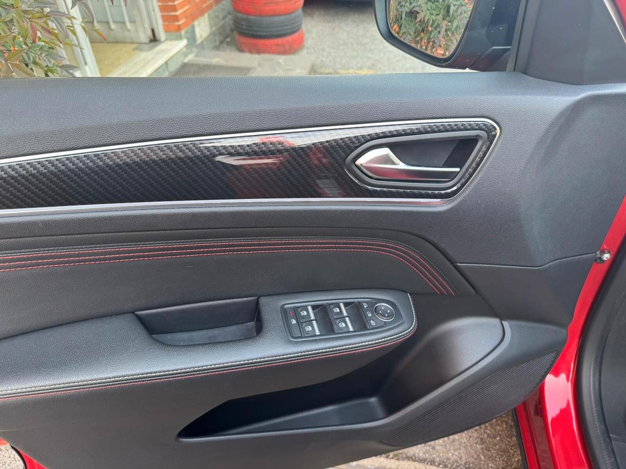 Renault Arkana Hybrid E-Tech 145 CV R.S. Line