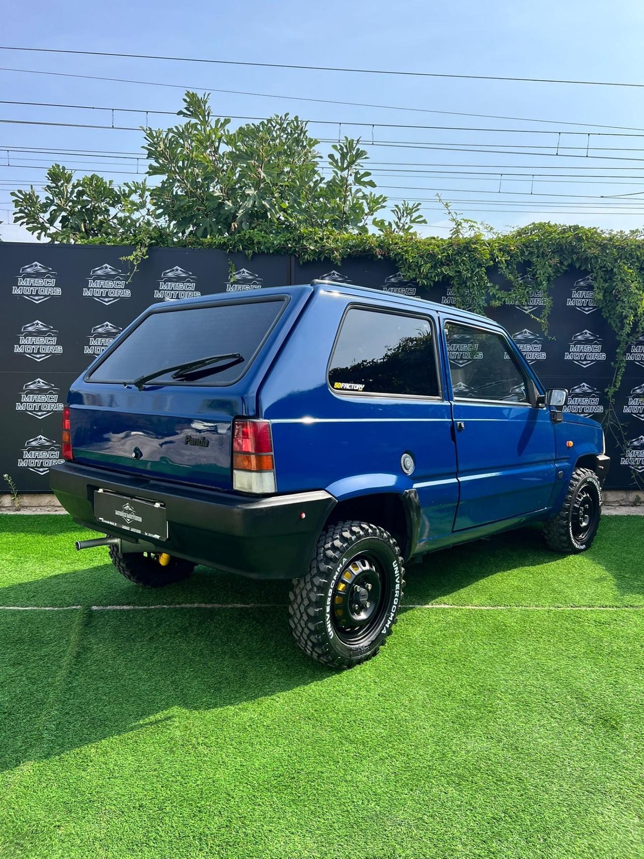 Fiat Panda 900 i.e. cat Young