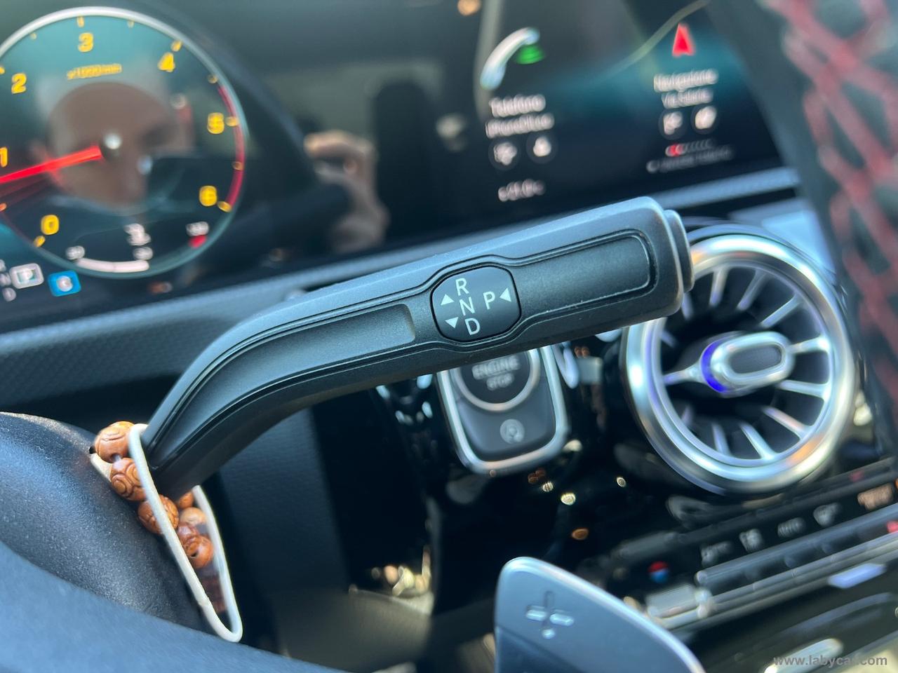 MERCEDES-BENZ CLA 200 d Automatic Premium