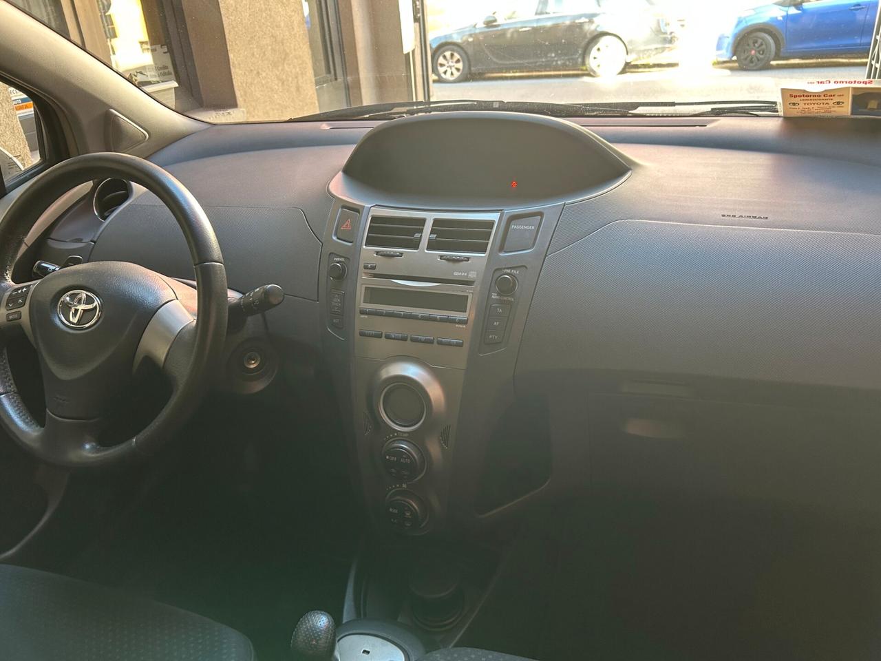 Toyota Yaris 1.3 5 porte M-MT Sol