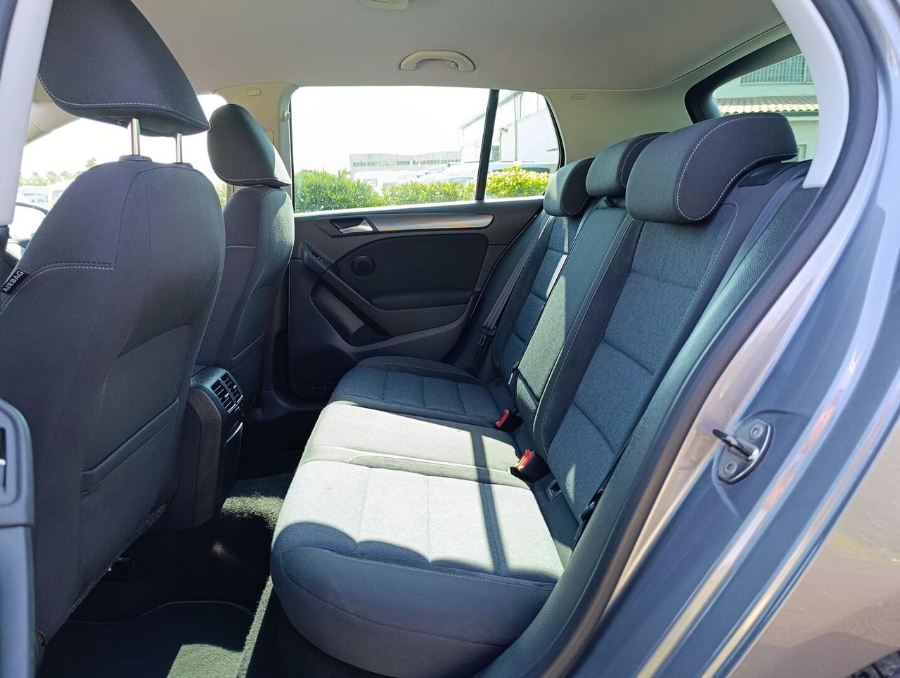 Volkswagen Golf 2.0 tdi Style 140cvGARANZIA 12 MESI