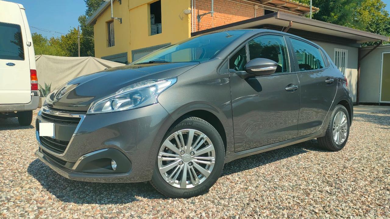 Peugeot 208 1.2 82CV BENZINA 5 porte Allure 58000KM
