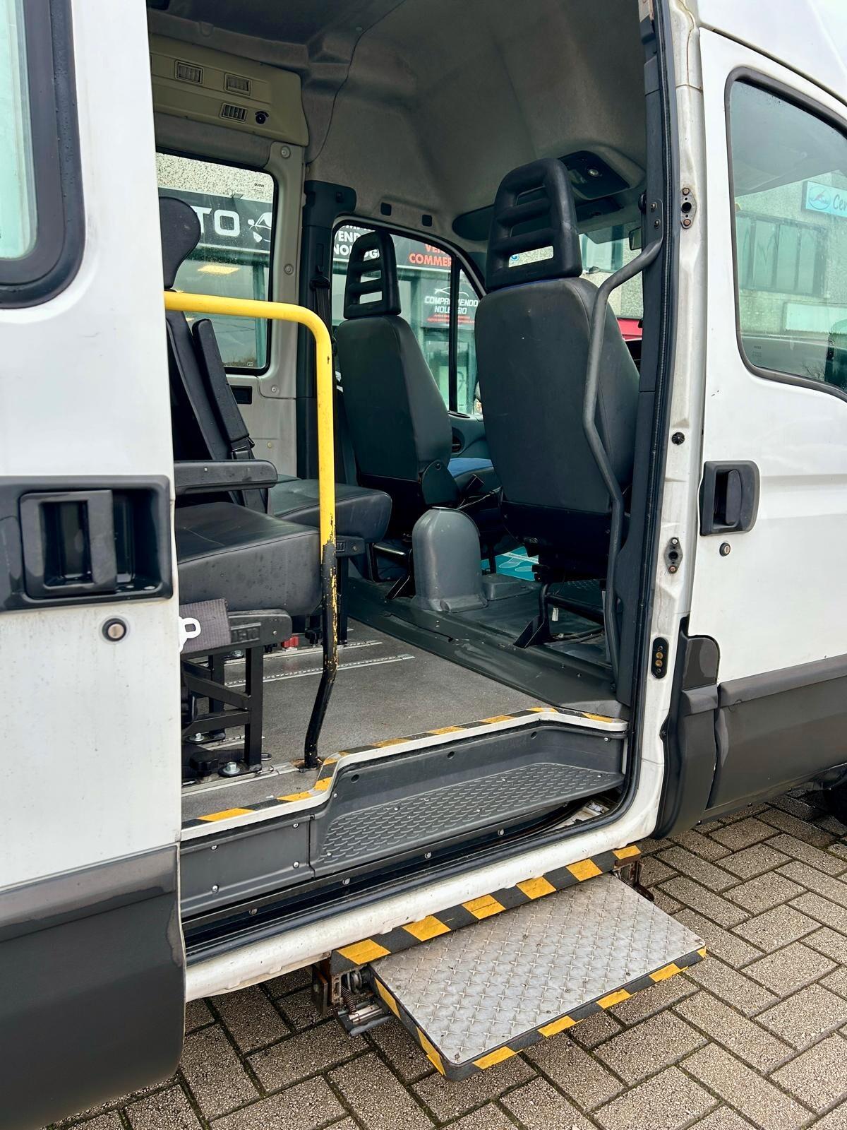 Iveco Daily 35S 14C 2.3 allestimento TRASPORTO DISABILI