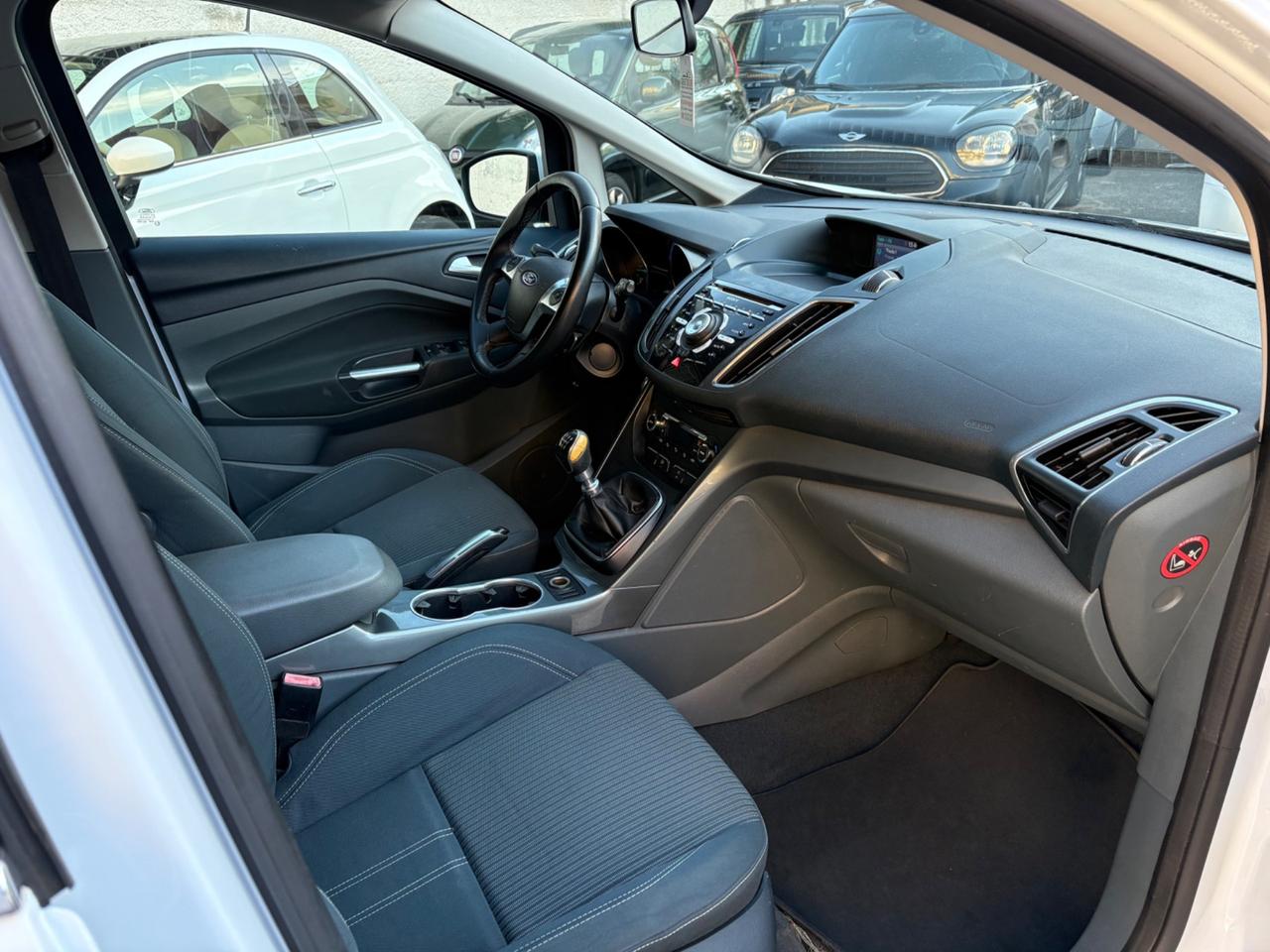 Ford C-Max 1.6 TDCi 115CV Titanium splendida