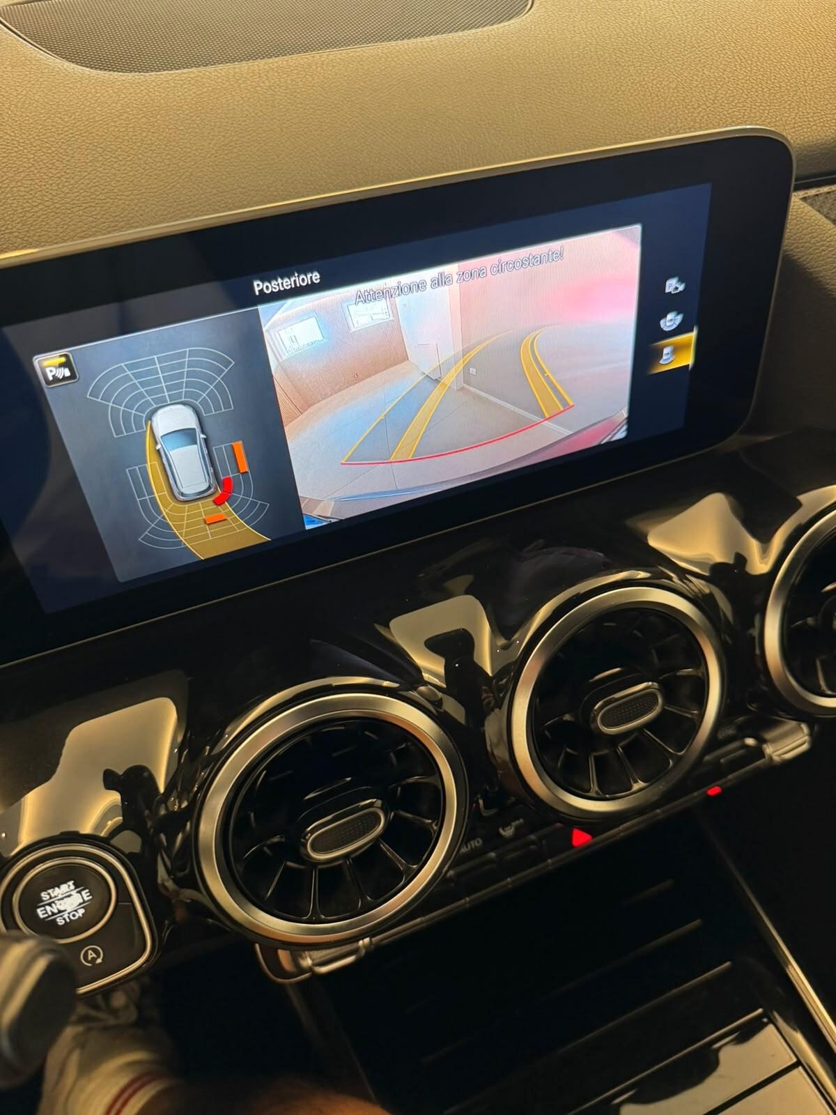 MERCEDES-BENZ CLASSE B 180D PREMIUM AMG LINE AUTOMATICA FULL