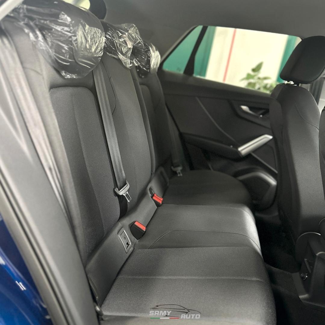 Audi Q2 30 TDI Identity Black