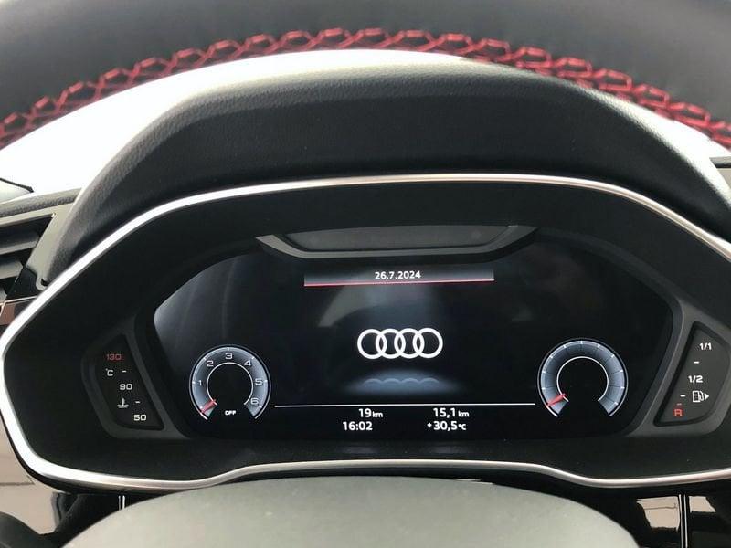 Audi Q3 SPB 40 TDI quattro S tronic Identity Black