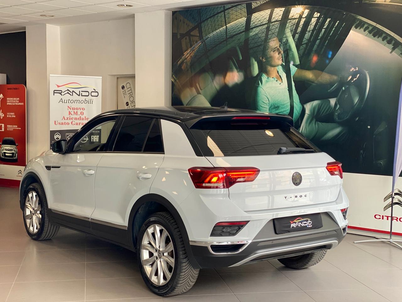 Volkswagen T-Roc 1.6 TDI 116CV Advanced 18” LED Navi Camera