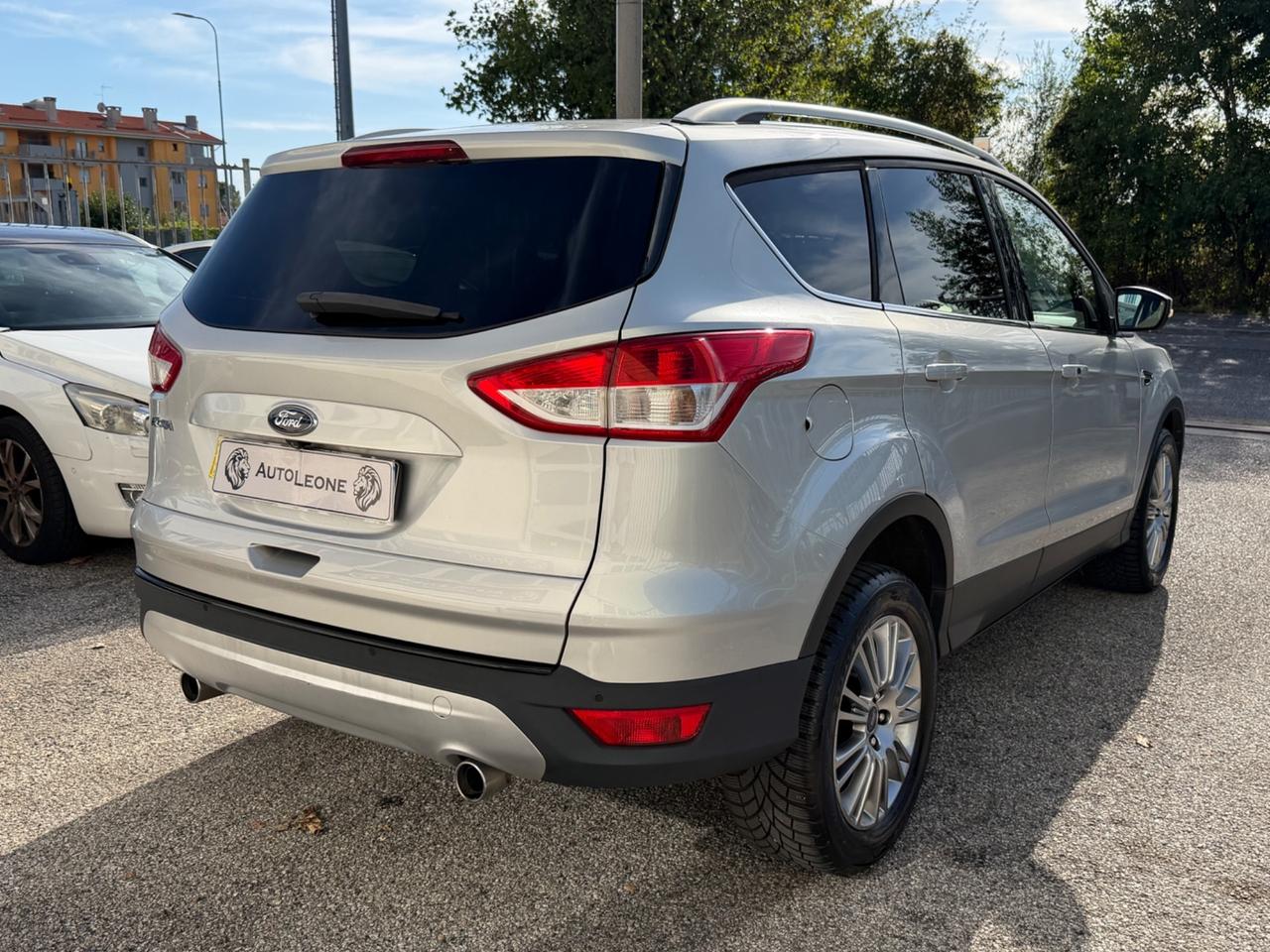 Ford Kuga 2.0 TDCI 140 CV 4WD Titanium