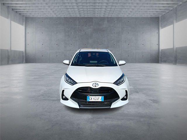 TOYOTA Yaris 4ª serie 1.0 5 porte Trend