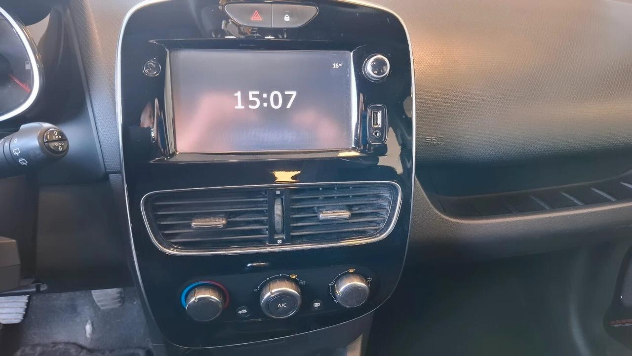Renault Clio TCe 12V 90 CV GPL 5 porte Duel2